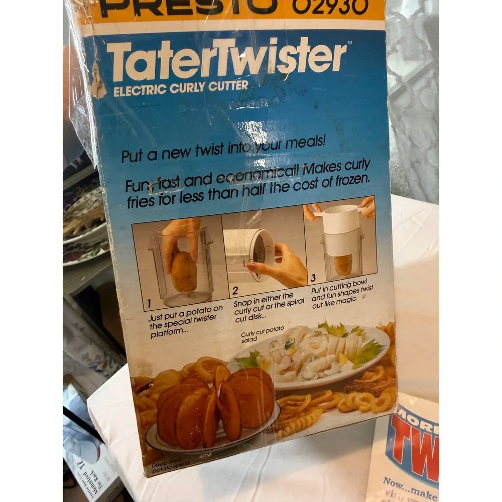 Vintage Presto TaterTwister Electric Curly Cutter 02930 Potato Spiralizer Box